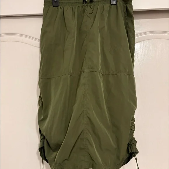 Wild Fable Olive Green Elastic Waist Pants - Picture 4 of 5